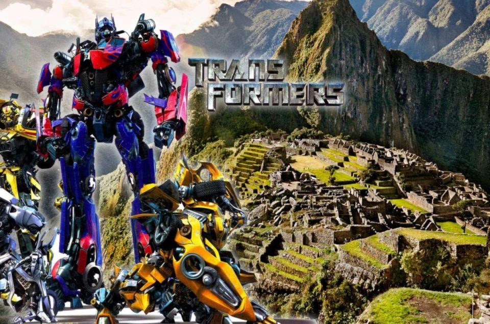Transformers en Machu Picchu