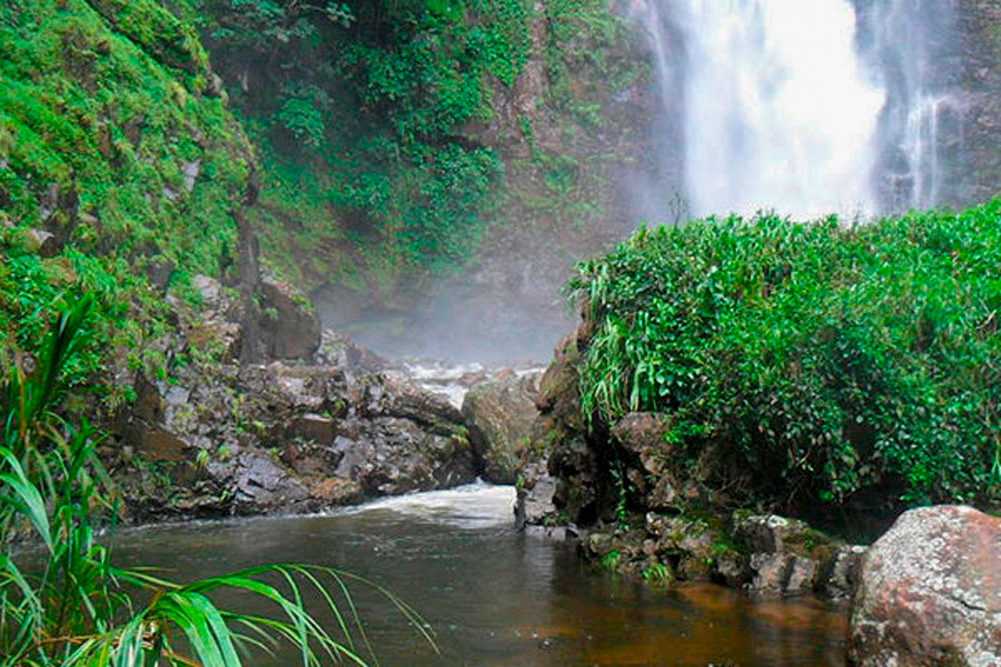 Catarata-de-Illapani-Waman